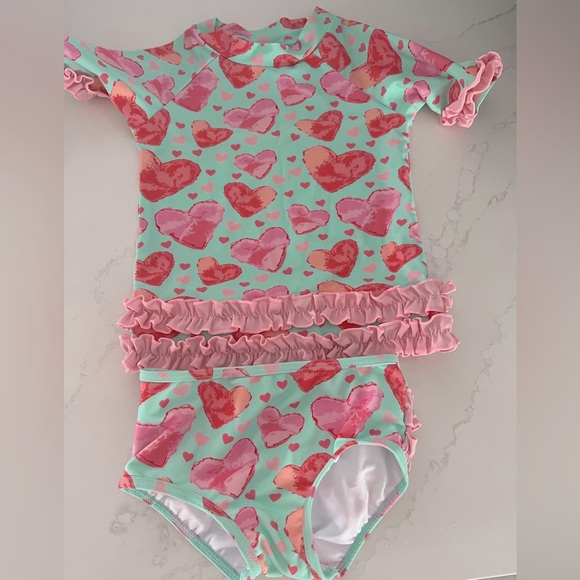 Ruffle butts heart swimsuit 2 piece 3T - Picture 1 of 3